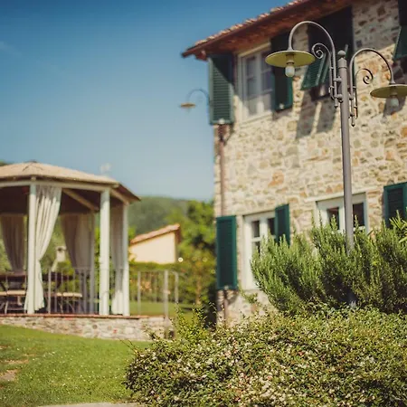 Casale De' Pasquinelli Villa *